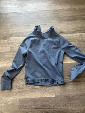 Under Armour Charcoal Funnel Neck Pullover